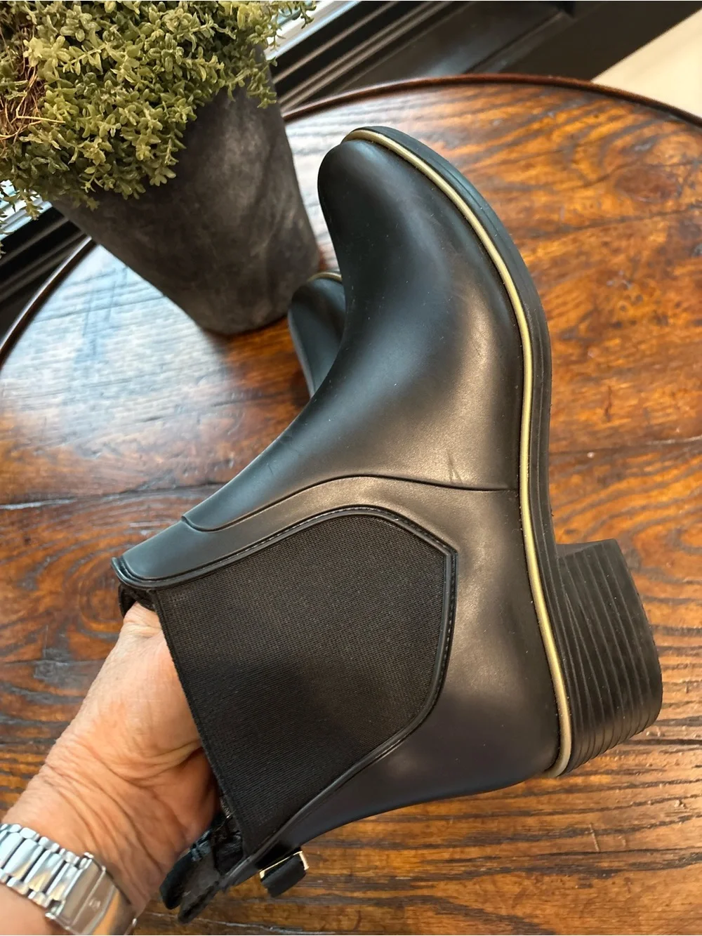 Kate Spade New York SEDGEWICK Black Rubber Rain Boots,Feminine,Chelsea Ankle, 8